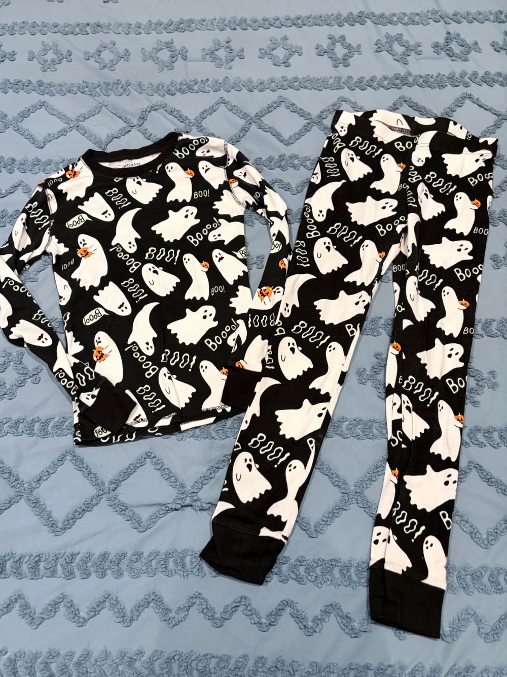 Old Navy Black & White Ghost Print Kids Pajama Set